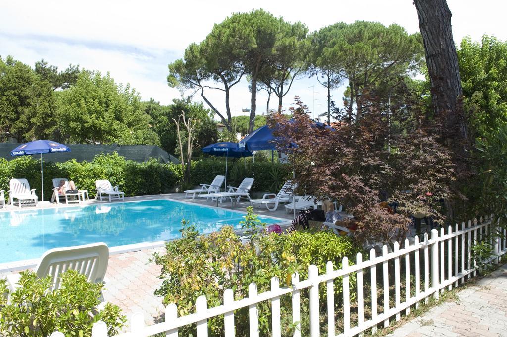 Hotel Rosa Dei Venti Λινιάνο Σαμπιαντόρο Εξωτερικό φωτογραφία