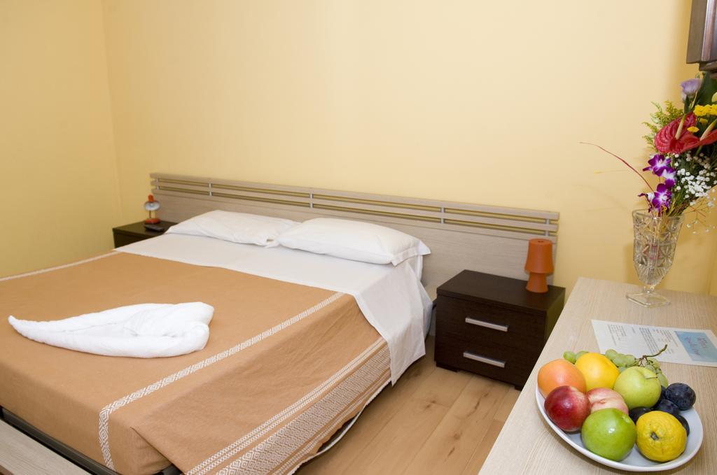 Hotel Rosa Dei Venti Λινιάνο Σαμπιαντόρο Δωμάτιο φωτογραφία