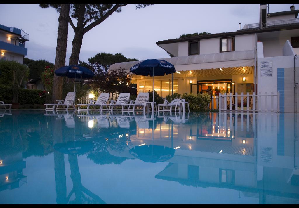 Hotel Rosa Dei Venti Λινιάνο Σαμπιαντόρο Εξωτερικό φωτογραφία