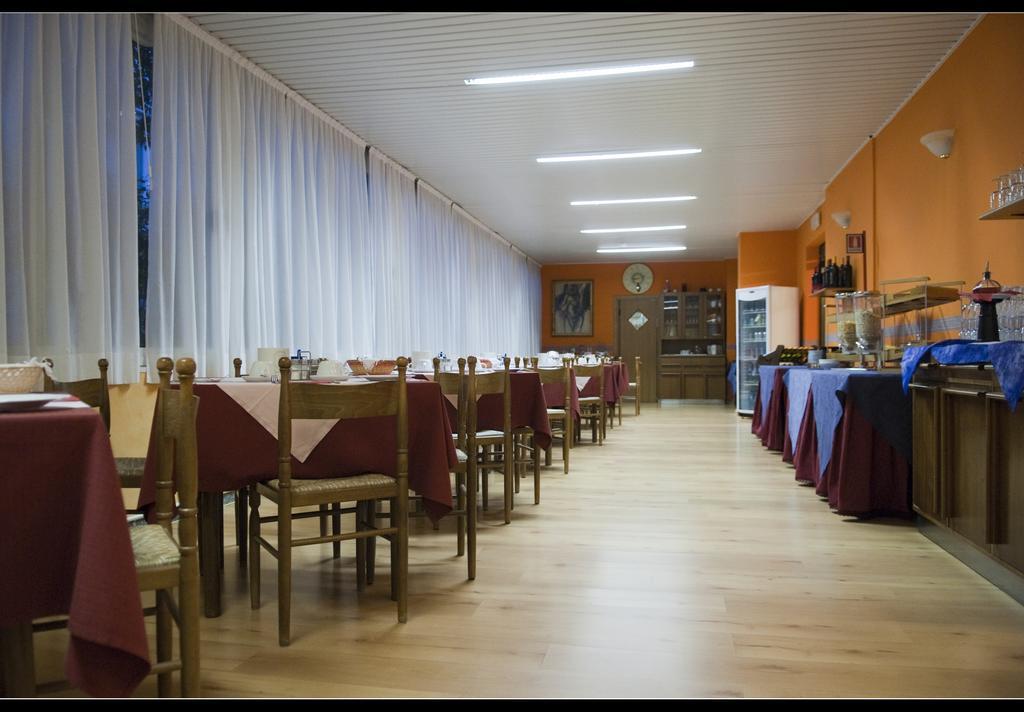 Hotel Rosa Dei Venti Λινιάνο Σαμπιαντόρο Εξωτερικό φωτογραφία